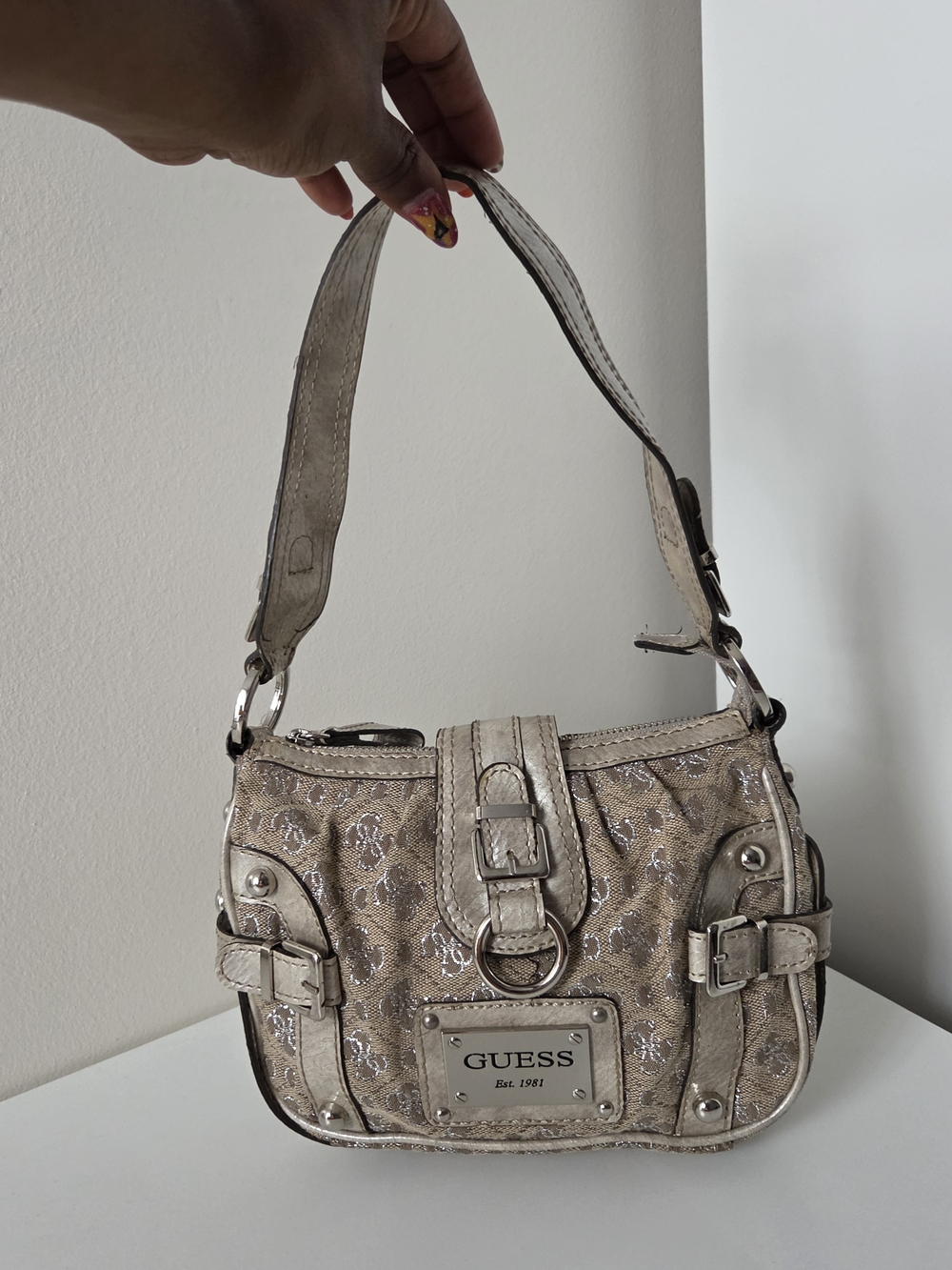 Guess Shoulder Bag
